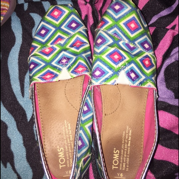 Toms