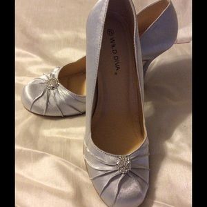 👠 Wild Diva Grey Rhinestone Evening Shoes 👠