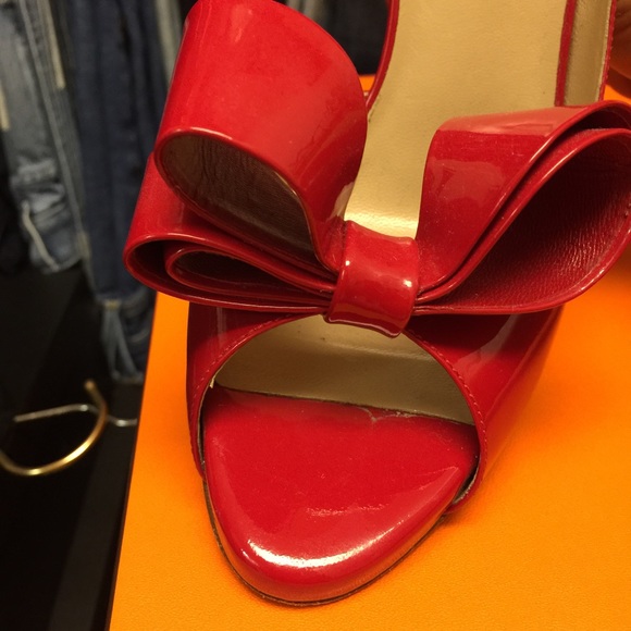 Couture Valentino bow D'Orsay pump - Picture 3 of 4