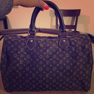 Louis Vuttion Speedy Bag ****Authentic***