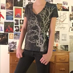 V neck with winter tree pattern