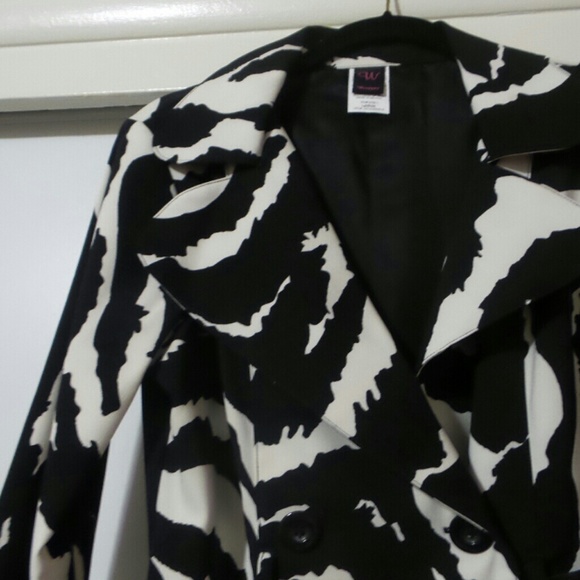 Jacket - Picture 2 of 4