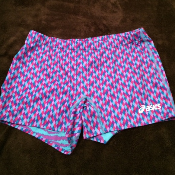 Volleyball shorts
