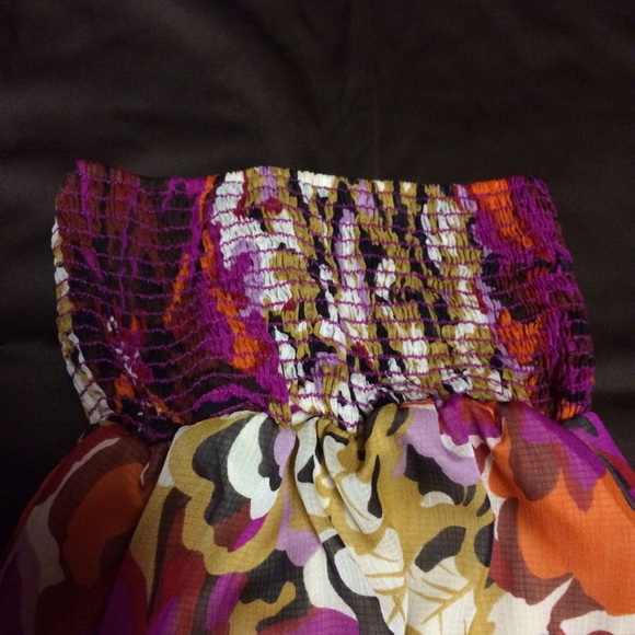 Dress - Picture 2 of 2