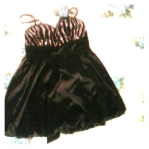 Lrg black mini dress