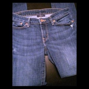 Levi's Low-Skinny Jeans! 6 Short - Dark wash!