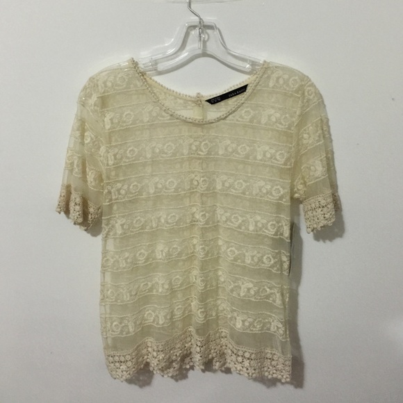 Zara lace tee top size medium