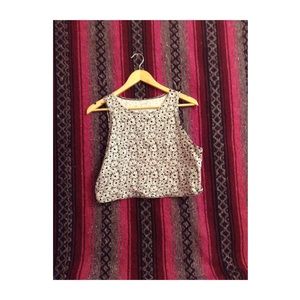 Aeropostale daisy crop