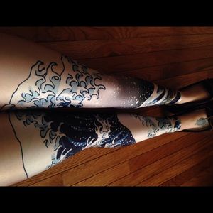 Blackmilk Great Waves leggings