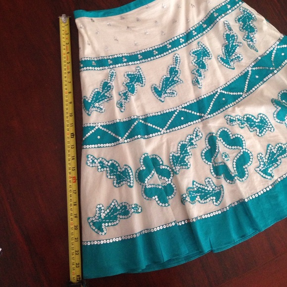 BCBG MAXAZRIA Turquoise Sequin Skirt - Picture 4 of 4