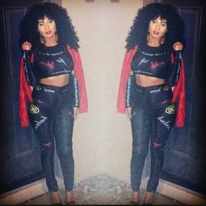 Two piece racing set