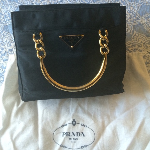 👜Vintage Prada handbag 👜