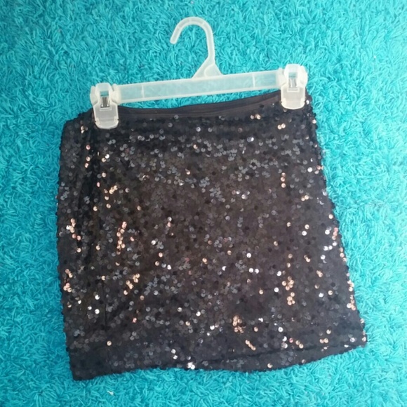 Express Sequined skirt