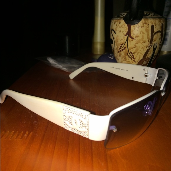 Chanel sunglasses original