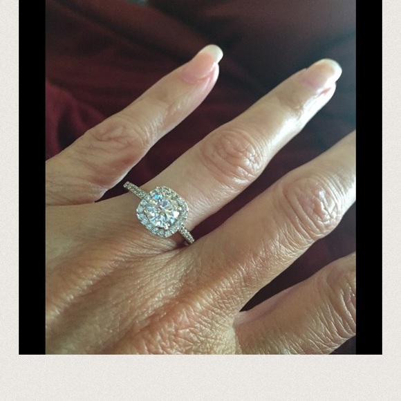 NOW AVAILABLE!! HIGH QUALITY CZ RING - Picture 3 of 3