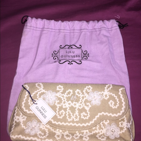 Clutch bag .