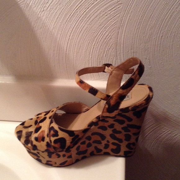 Steve Madden Shoes - Steve Madden Wedge