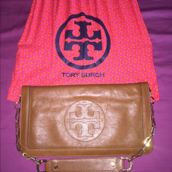 Clutch bag with strap