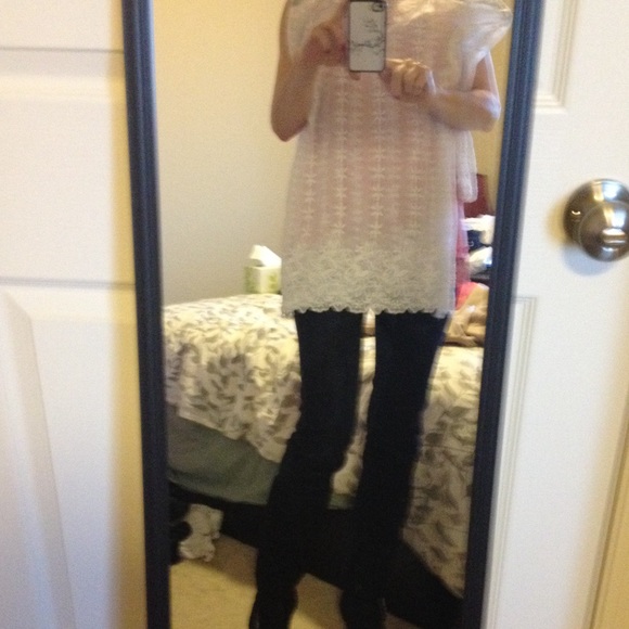 Sheer INC top with 3/4 sleeves - Picture 2 of 4