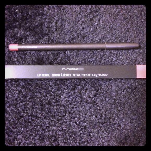 MAC lip liner - dervish