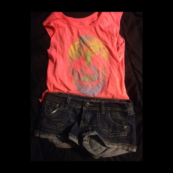 Aeropostale skull crop top