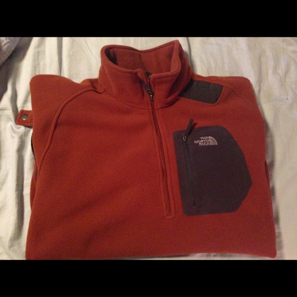 Men's North Face pullover