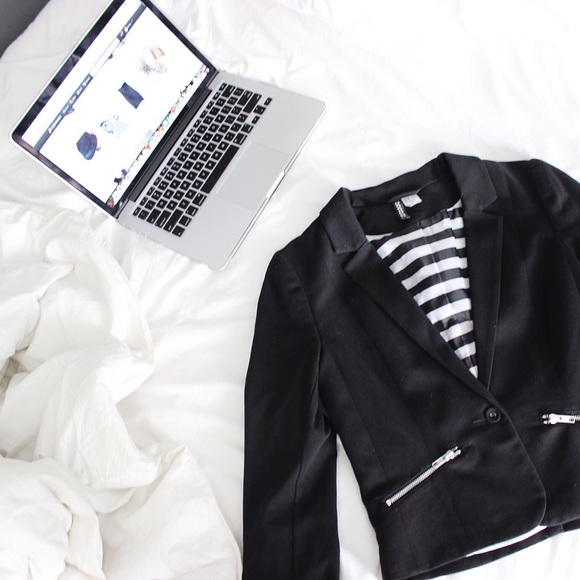 H&M Jackets & Blazers - Cropped Moto Blazer