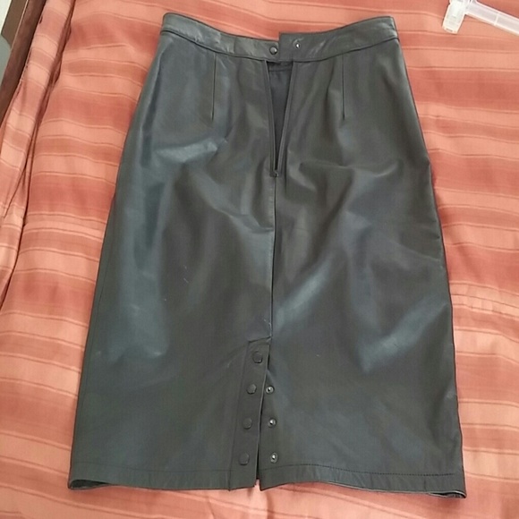 Kamiran leather skirt