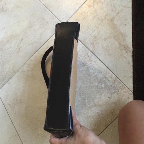 Tan/brown Gucci Handbag - Picture 2 of 4