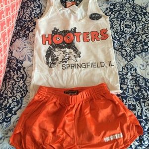 Hooters Uniform