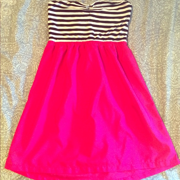 Black white and pink Roxy beach dress