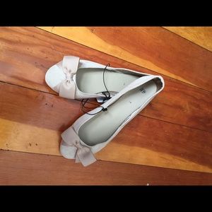 H&m size 10 nude ballet flats