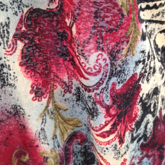 COLORFUL BLOUSE - Picture 3 of 3