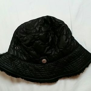 Ugg Australia womens Ambria Cloche