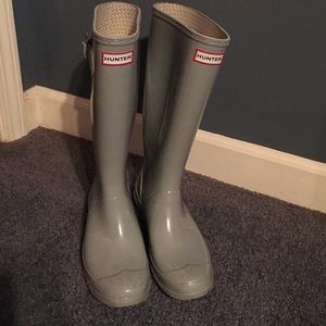 Huntress Gloss Wider Calf Rain Boots
