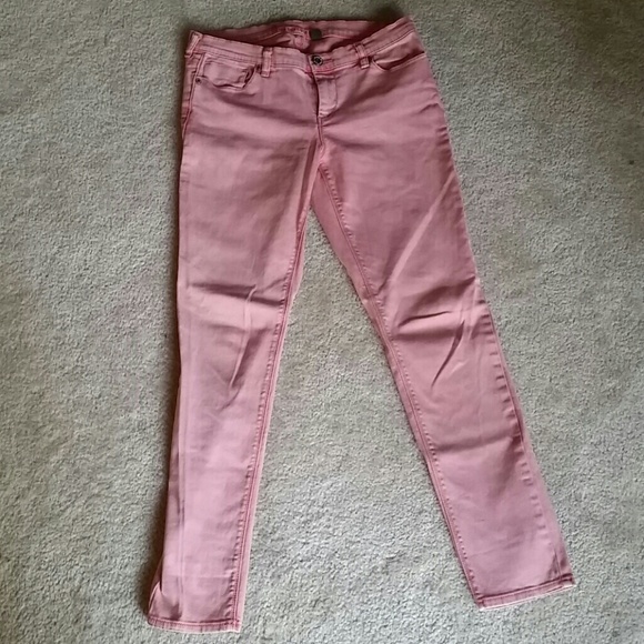 Pink skinny jeans