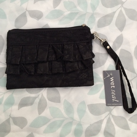 Lace Design Wristlet/Wallet