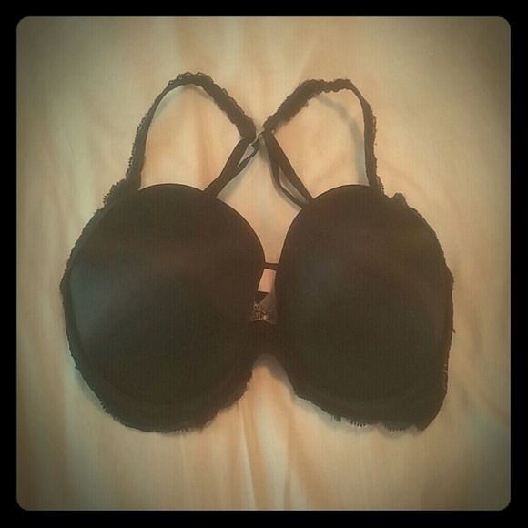 Vs Pink flirt push up bra NWOT