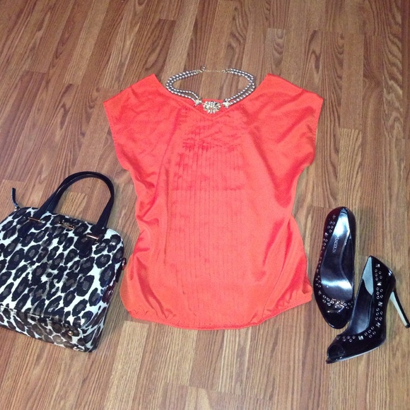 LOFT Tops - Bundled! Like new LOFT blouse