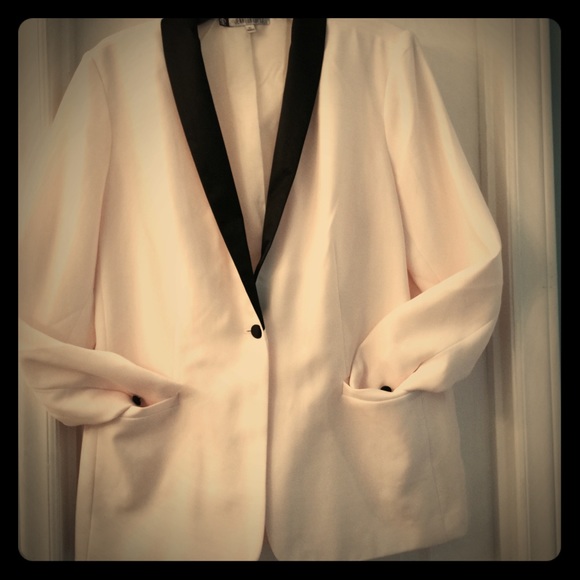 JL tuxedo jacket
