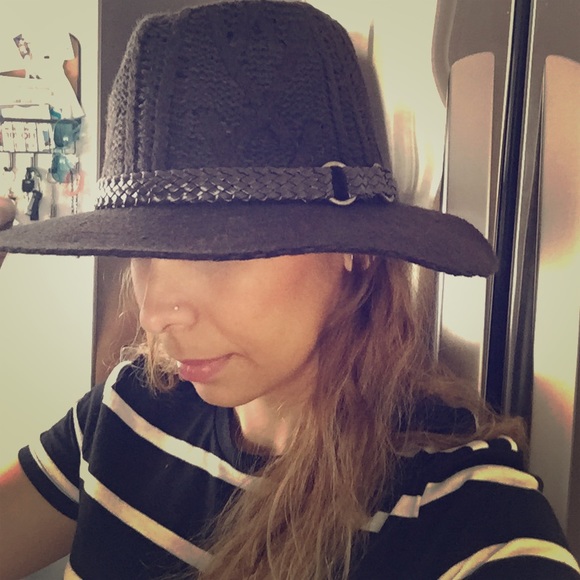 PacSun Accessories - Gorgeous Brown Hat