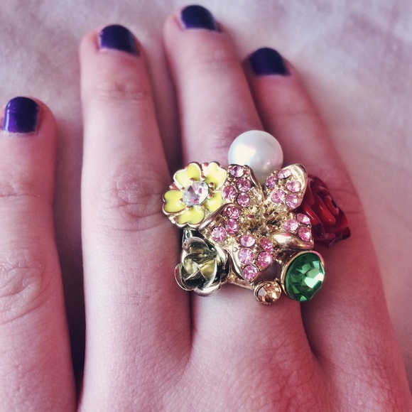 Fun, Statement Ring! - Picture 4 of 4