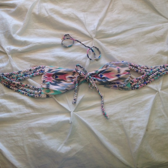 Bandeau swimsuit with removable straps - Picture 1 of 3