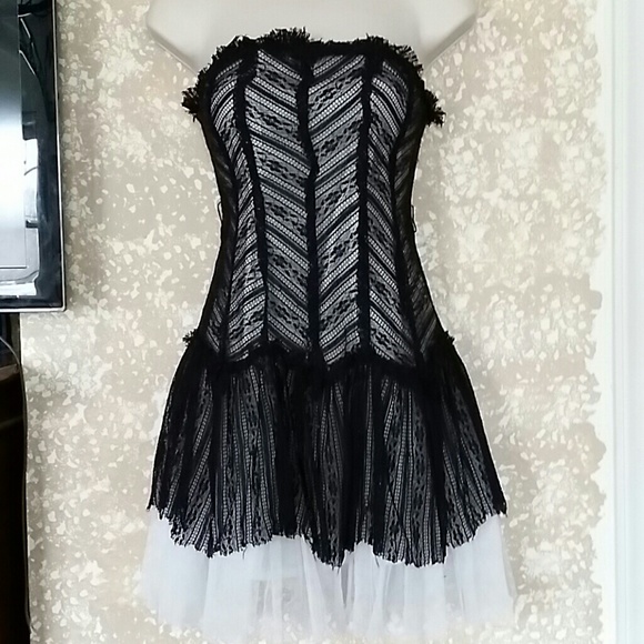 Corset style Strapless dress Black & White