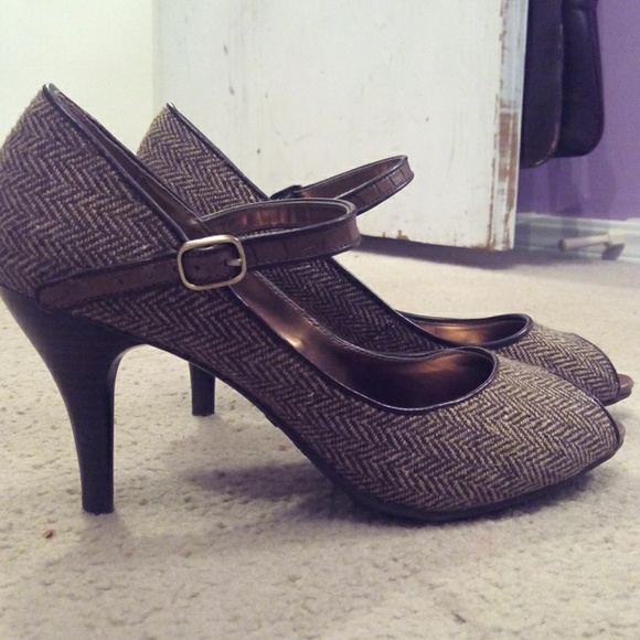 Predictions for Payless shoes - Picture 3 of 4