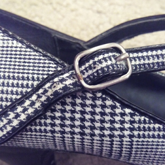 Predictions for Payless heels - Picture 3 of 4