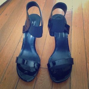Donald Pliner strappy Black High Heels