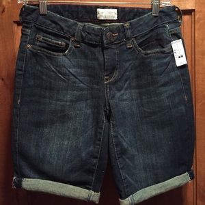 NWT Aeropostale Bermuda shorts