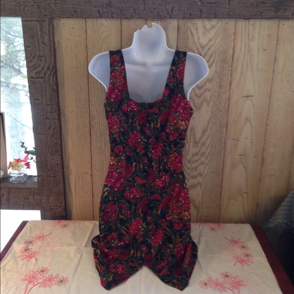 SHORT SUNDRESS - Picture 2 of 3