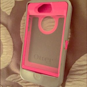 Otterbox for IPhone 4s and 4 in pink and grey